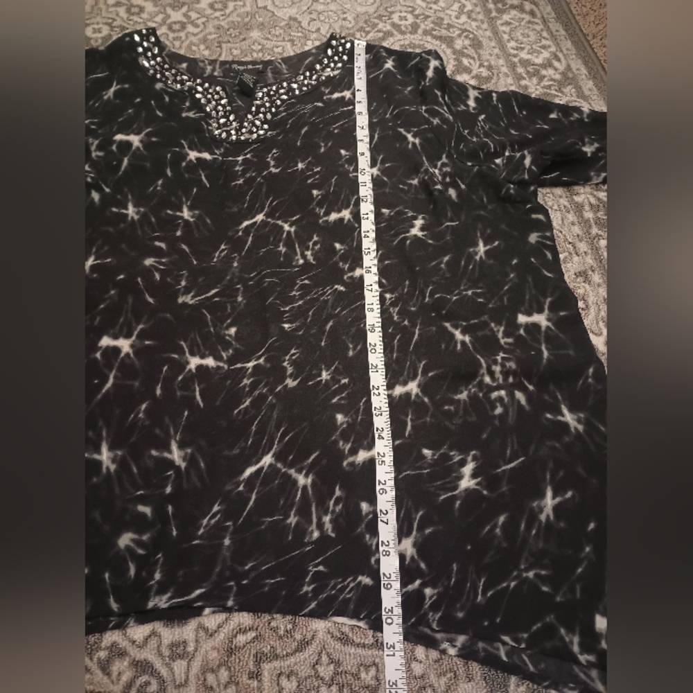 Maggie Barnes 3X Whimsigoth Asymmetric Tunic Top Black White Beaded Semi Sheer - Picture 9 of 9